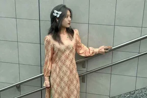 Viral Lunar New Year Photoshoot Trend at Ho Chi Minh City Metro Line 1 - image 3