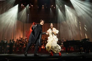 Hong Nhung Reimagines Hanoi Memories with Iconic Loudspeakers at Live Concert - image 9