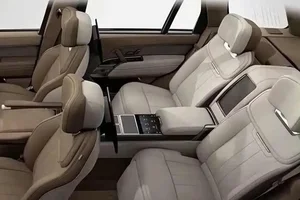 Ultra-Rare Range Rover SV Bon Ma Do Edition Limited to Three Units - image 9
