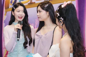 Inside the Glamorous 19-Year-Old Life of Quyen Linh’s Daughter Lọ Lem - image 9