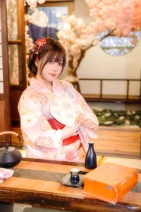 Artistic Portraiture Featuring Pu Tao Ke Er Bi Si Art Language Vol.6488 - image 0