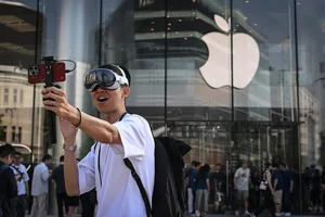 Apple’s Prometheus Dilemma: How Tech Sharing Shaped China’s Modern Manufacturing Empire - image 4