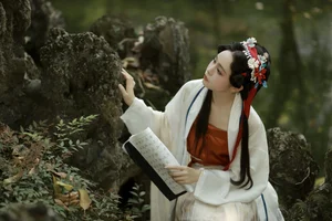 Exploring Aesthetic Elegance in YiTuYu Art Language Vol.7052 Featuring Yuan Bao - image 7
