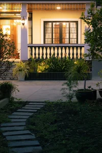 Modern 120m2 Garden House: A Harmonious Blend of Tradition and Innovation - image 4