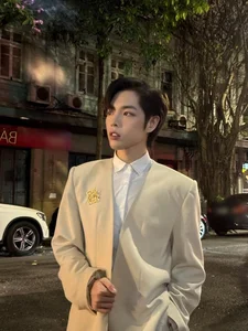 Dam Vinh Hung and Vietnamese Stars Targeted in Major Financial Scams - image 5