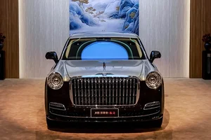 Middle Eastern Billionaire Acquires Ultra-Luxury Hongqi Guoli for $1.5 Million - image 3
