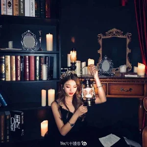 Real Beauty vs. Social Media Filters: The Truth Behind TikTok's Historical Costume Stars - image 1