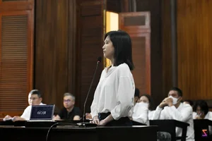 Ngoc Trinh's Legal Battle: A Look at Her Court Appearance and Case Details - image 11