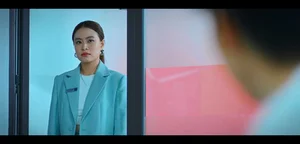 Hoang Thuy Linh’s Power Dressing: The Ultimate CEO Fashion Guide - image 10