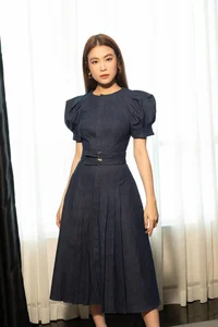 Hoang Thuy Linh’s Power Dressing: The Ultimate CEO Fashion Guide - image 7