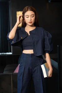 Hoang Thuy Linh’s Power Dressing: The Ultimate CEO Fashion Guide - image 11