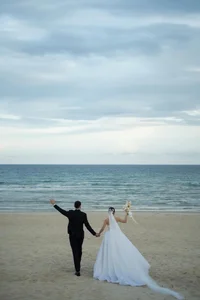 Van Lam and Yen Xuan Shine in Romantic Beachside Wedding - image 3
