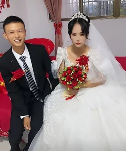 Viral Moment: Bride’s Hilarious Reaction to Groom’s Family Dowry Goes Viral - image 3