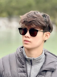 The Rising Star: Hien Mai's Son Steals the Spotlight as a Handsome Young Man - image 9