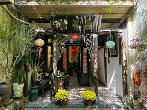 Top Nostalgic Cafes in Hanoi for a Slow Living Experience - image 0