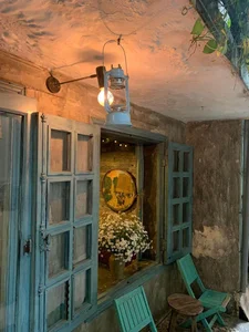 Top Nostalgic Cafes in Hanoi for a Slow Living Experience - image 18
