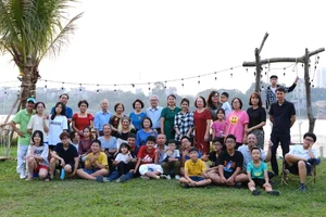 Celebrating Lunar New Year with a Massive 300-Member Family in Hanoi - image 3