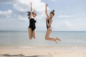 Milan Pham Black Bikini Gallery: Ultimate Summer Fashion and Beach Style Inspiration - image 13