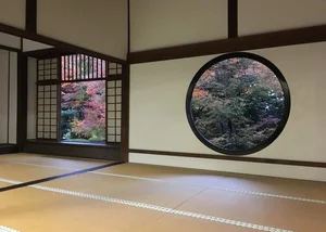 Stunning Artworks on Traditional Japanese Shoji Paper Screens - image 2