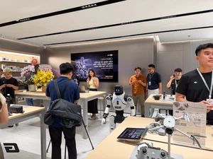 First Official DJI Experience Store Opens in Vietnam: A New Era for Tech Enthusiasts - image 2
