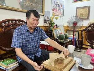 The Principal’s Secret: Preserving National Assets During the Post-Unification Era - image 0