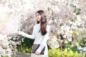Charming Vietnamese Girls: A Stunning Collection of Natural Beauty Pack 7 - image 1