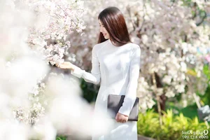 Charming Vietnamese Girls: A Stunning Collection of Natural Beauty Pack 7 - image 20