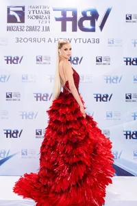 Miss World Krystyna Pyszková: The Doll-Like Elegance of the Reigning Queen - image 3