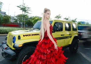 Miss World Krystyna Pyszková: The Doll-Like Elegance of the Reigning Queen - image 15