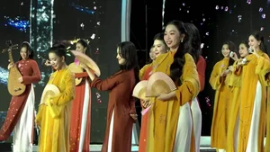 Elegant Evening Gowns: Top 15 Finalists Shine at the Miss Vietnam Beauty Pageant Gallery - image 7