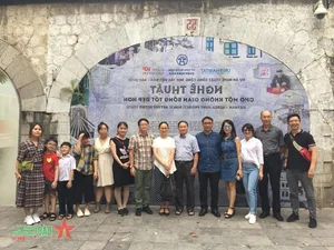 Visual Artist Nguyen The Son: Bridging Traditional Culture and Modern Vietnamese Art - image 5