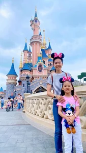 Captain Huynh Ly Dong Phuong Radiates Grace Amid Rumors - image 0