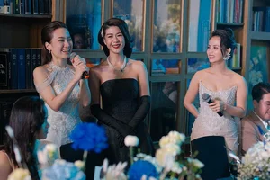 Captain Huynh Ly Dong Phuong Radiates Grace Amid Rumors - image 4