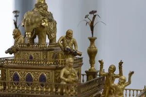 Inside the Ancient Relic Restoration Lab of the Forbidden City - image 8