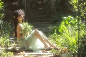 Elegant Portrait Photography Collection: Ji Xiang Xiang in YiTuYu Art Language Vol.8238 – Sophisticated Fashion and Timeless Aesthetic Beauty - image 12
