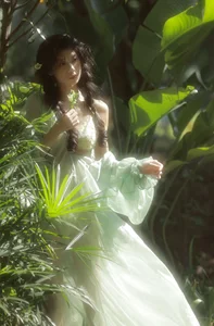 Elegant Portrait Photography Collection: Ji Xiang Xiang in YiTuYu Art Language Vol.8238 – Sophisticated Fashion and Timeless Aesthetic Beauty - image 14