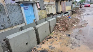 Residents Concerned Over New Road Design Elevated by Nearly One Meter - image 3