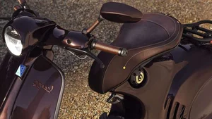 Vespa Unveils the Exclusive '946' Horse-Themed Edition for the Year of the Wood Horse - image 15