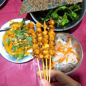 7 Must-Try Street Foods in Phan Thiet: Delicious and Budget-Friendly Snacks - image 0
