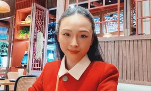 Decoding the Elegant and Sophisticated Fashion Style of Truong Ho Phuong Nga - image 9