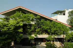 Climate-Adaptive Architecture: Innovative Home Designs Tailored to Local Weather - image 6