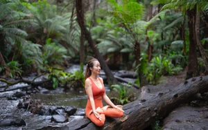 Kim Tuyen and Huyen Baby Turn Heads with Stunning Summer Fashion - image 2
