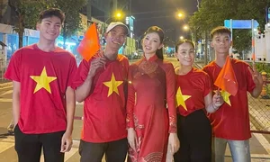 Celebrities Join Massive Crowds on the Streets for Military Parade - image 7