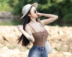 Breathtaking Glamour: Curvy Influencer Stuns in Exquisite Lingerie Photoshoot Celebrating Body Positivity - image 1