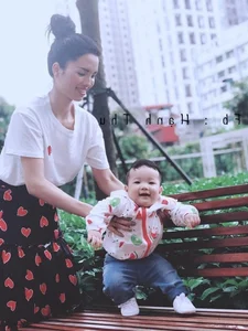 Inspiring Post-Pregnancy Plastic Surgery Transformation: Standing Confidently Beside Miss Grand Thuy Tien - image 6