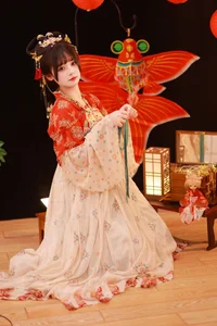 Contemporary Visuals: YiTuYu Art Language Vol.5672 with Shi Shi Shi Wo Han Han - image 15