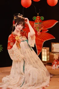 Contemporary Visuals: YiTuYu Art Language Vol.5672 with Shi Shi Shi Wo Han Han - image 1