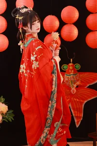 Contemporary Visuals: YiTuYu Art Language Vol.5672 with Shi Shi Shi Wo Han Han - image 11