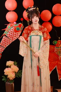 Contemporary Visuals: YiTuYu Art Language Vol.5672 with Shi Shi Shi Wo Han Han - image 22