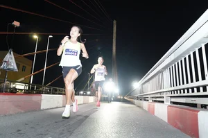 Vy Ly Triumphs in the Men's 21km Race at VnExpress Marathon Ha Long - image 5